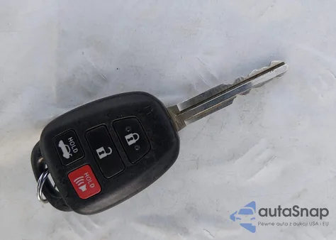 2015 Toyota Corolla Le из США, поврежденный, VIN 2T1BURHE1FC319858